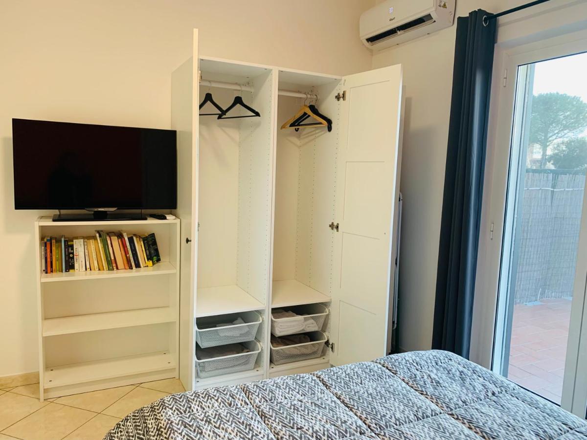 The House Fiera Di Roma Aeroporto Fiumicino Apartman Ponte Galeria Kültér fotó